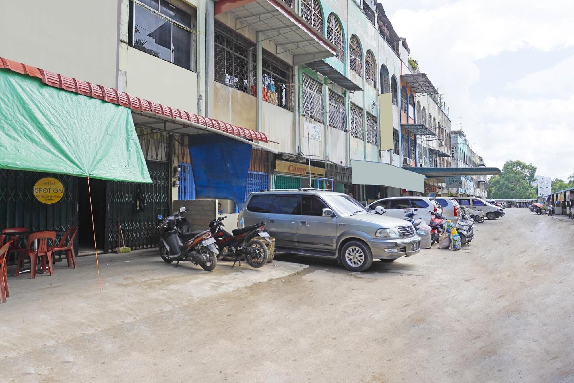 Spot On 91343 Kartika Guest House Syariahnearpantai Stres Jodoh  Zewnętrze zdjęcie