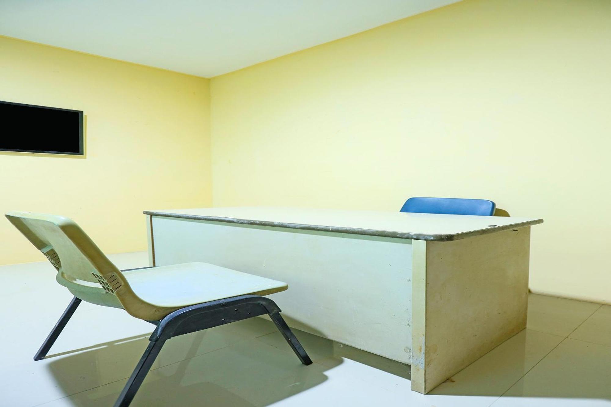 Spot On 91343 Kartika Guest House Syariahnearpantai Stres Jodoh  Zewnętrze zdjęcie