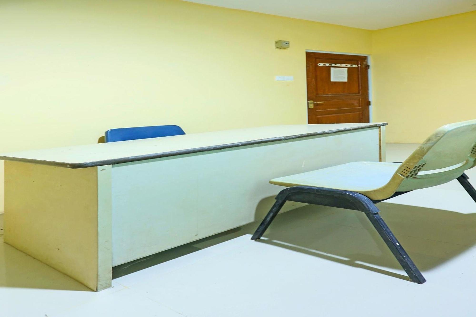 Spot On 91343 Kartika Guest House Syariahnearpantai Stres Jodoh  Zewnętrze zdjęcie